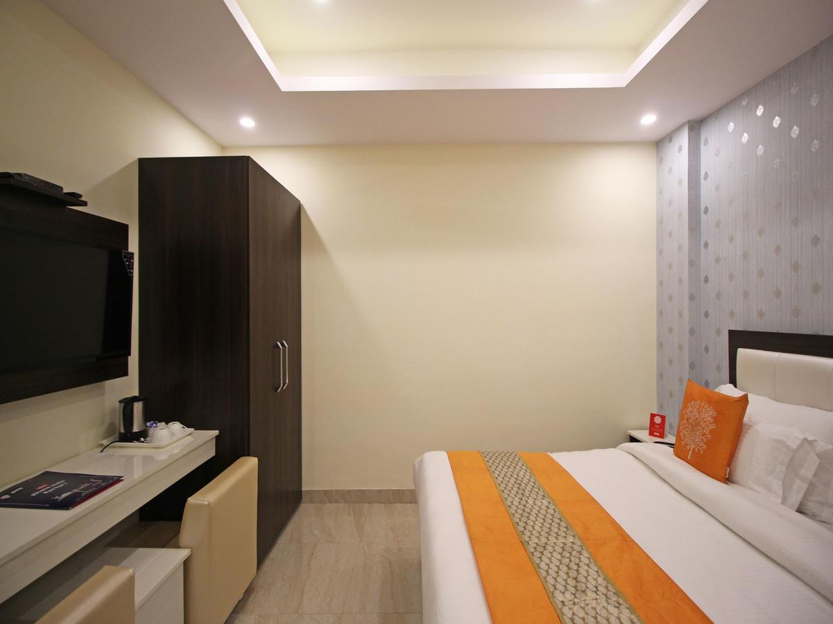 Oyo 8132 Hotel Kukreja Dehradun Exterior foto